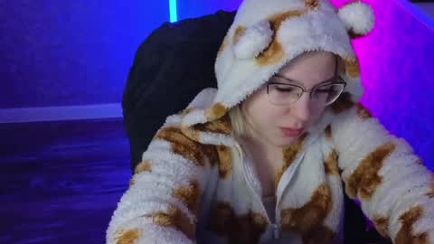 Belle  online show from 24, 2, 2025