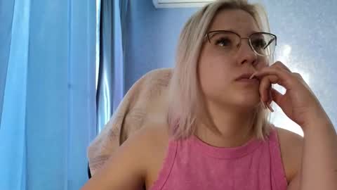 Belle  online show from 12, 9, 2025