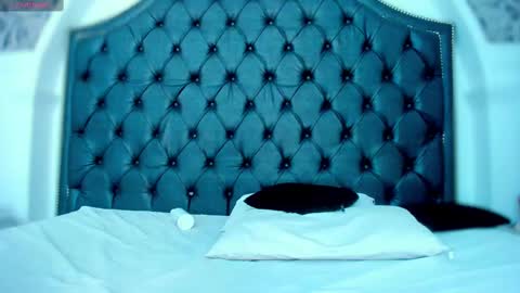 I am your sweet whore online show from 9, 3, 2025