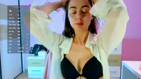 Snapshot of bratty_bun chatting on 31, 5, 2026 Annie online show from 31, 5, 2026