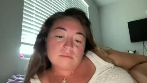 Snapshot of brattylittlelion chatting on 29, 5, 2026 brattylittlelion online show from 29, 5, 2026