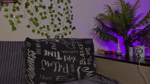 Snapshot of bravomaestro chatting on 3, 12, 2025 Johny Bravo online show from 3, 12, 2025