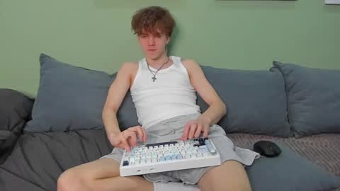 Snapshot of braxiboy chatting on 5, 3, 2025 Brax online show from 5, 3, 2025