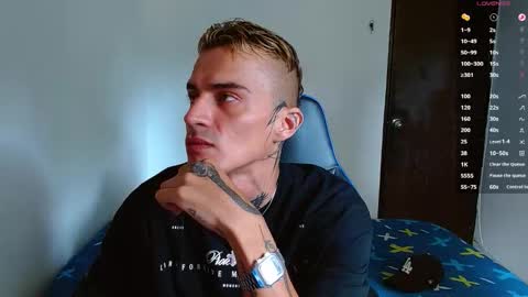 Snapshot of bray_hotboy chatting on 21, 12, 2025 Bray Hotboy online show from 21, 12, 2025