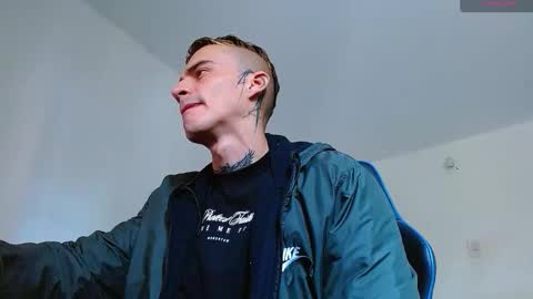 Snapshot of bray_hotboy chatting on 18, 1, 2026 Bray Hotboy online show from 18, 1, 2026