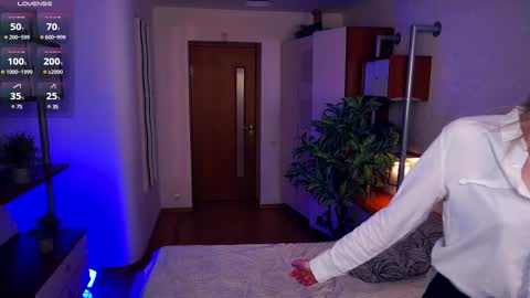 Mia Bunyard online show from 24, 2, 2025