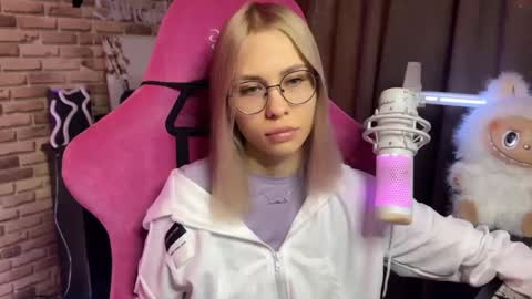Alice online show from 15, 10, 2025