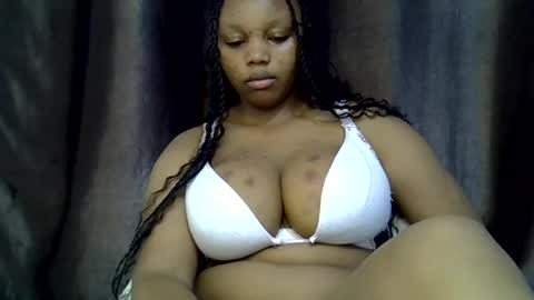 Snapshot of breezyy9 chatting on 16, 6, 2026 Breezy online show from 16, 6, 2026