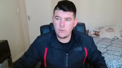 Snapshot of brendansexyboy098754 chatting on 18, 7, 2026 ask me lol online show from 18, 7, 2026