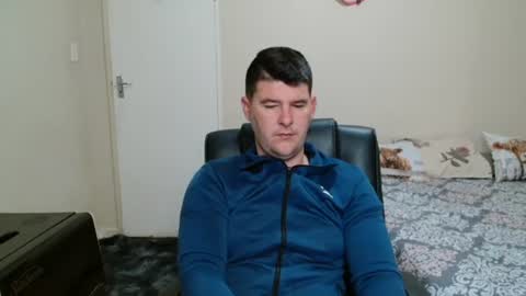 Snapshot of brendansexyboy098754 chatting on 23, 7, 2026 ask me lol online show from 23, 7, 2026