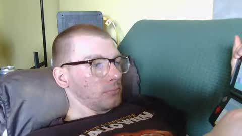 Snapshot of brenden02 chatting on 29, 3, 2026 Brenden online show from 29, 3, 2026