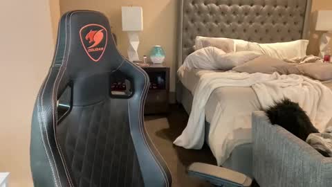 Brett Mycles online show from 12, 2, 2025