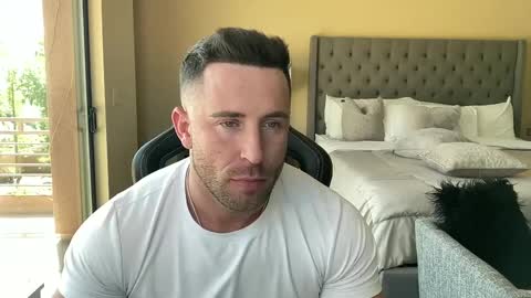 Brett Mycles online show from 26, 9, 2025