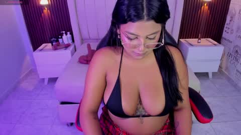 BRIANA online show from 30, 3, 2026