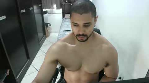 Snapshot of brianaries chatting on 15, 12, 2025 brianaries online show from 15, 12, 2025