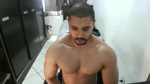 Snapshot of brianaries chatting on 17, 12, 2025 brianaries online show from 17, 12, 2025