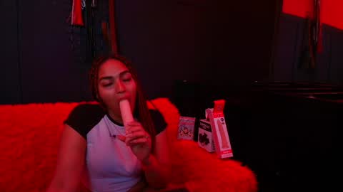 Snapshot of brianna_pratt chatting on 25, 5, 2026 Bri online show from 25, 5, 2026