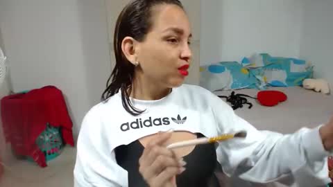 Snapshot of brida_angela29 chatting on 17, 5, 2026 brida_angela29 online show from 17, 5, 2026