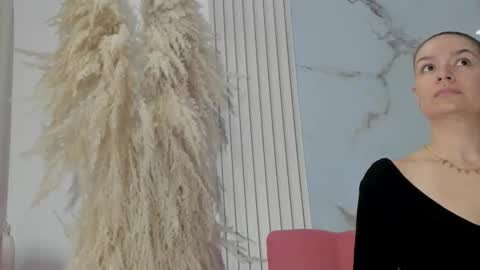    online show from 5, 10, 2025