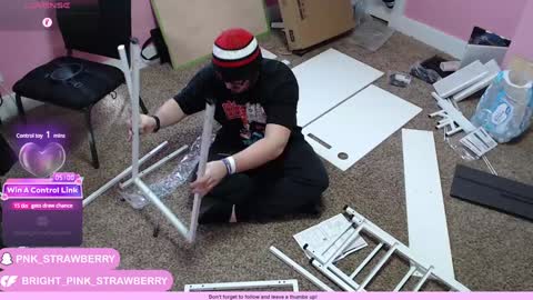 Strawberry online show from 27, 1, 2025