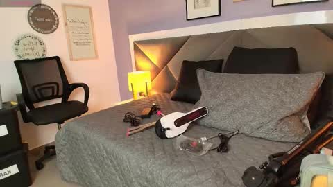  Brigiitte  online show from 30, 11, 2025