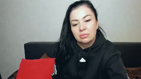 brilliantegirl_ online show from 15, 11, 2025