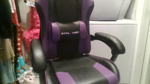 Snapshot of briny2021 chatting on 8, 2, 2025 Briny online show from 8, 2, 2025