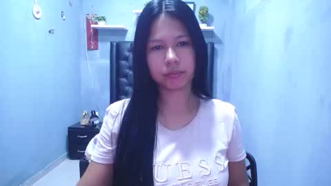 Snapshot of britanyx1 chatting on 22, 5, 2026 britanyx1 online show from 22, 5, 2026