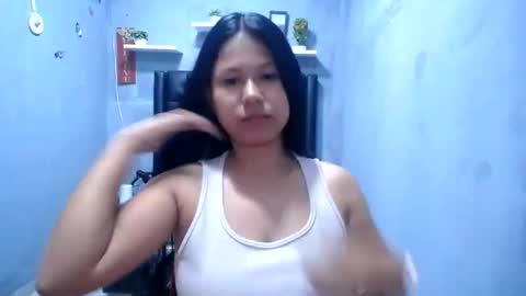Snapshot of britanyx1 chatting on 24, 5, 2026 britanyx1 online show from 24, 5, 2026