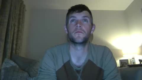 Snapshot of britbigdick1992 chatting on 11, 4, 2026 britbigdick1992 online show from 11, 4, 2026