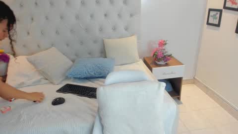 Brithany Rousee online show from 1, 10, 2025