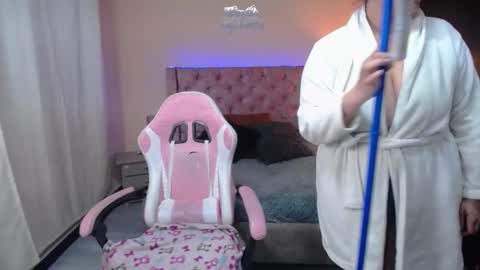 britany online show from 11, 3, 2025