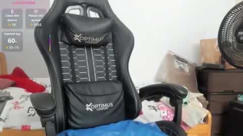 Britney  online show from 12, 3, 2026