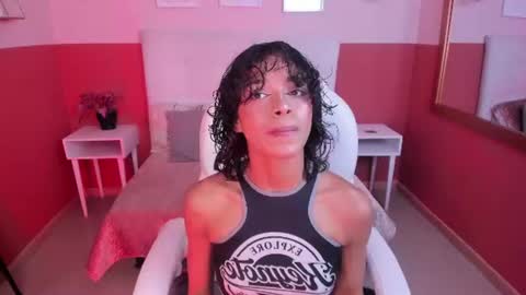 Snapshot of britney_collins_ chatting on 20, 7, 2026 britney_collins_ online show from 20, 7, 2026