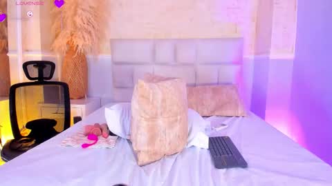 SWEET BRITNEY online show from 3, 2, 2026