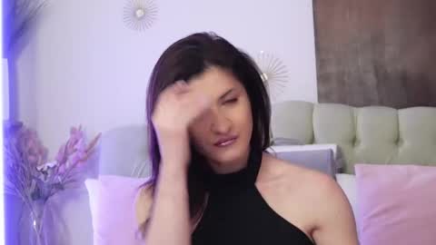 Snapshot of britneysynn chatting on 3, 5, 2026 BritneySynn online show from 3, 5, 2026