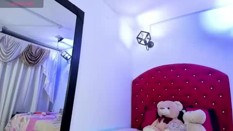   online show from 25, 2, 2025