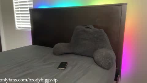 Snapshot of brodybiggs chatting on 2, 2, 2025 Brody Biggs online show from 2, 2, 2025