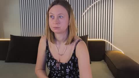 Snapshot of brooke_evans_ chatting on 1, 3, 2025 Brooke online show from 1, 3, 2025