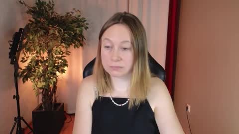 Snapshot of brooke_evans_ chatting on 15, 10, 2025 Brooke online show from 15, 10, 2025