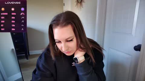 Snapshot of brookebee27 chatting on 6, 12, 2024 brookebee online show from 6, 12, 2024