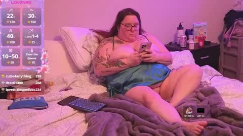 Madam Brooke online show from 5, 12, 2025