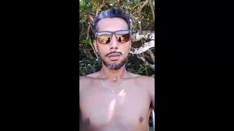 Snapshot of brow1704 chatting on 7, 6, 2026 Moreno Lost online show from 7, 6, 2026