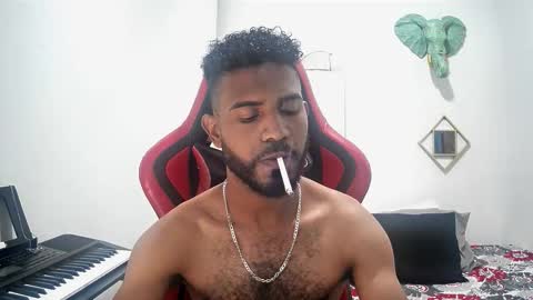 bruce_1111 online show from 22, 10, 2025