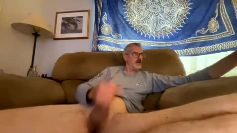 Bruce online show from 6, 10, 2025