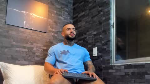 brucedallas online show from 16, 10, 2025