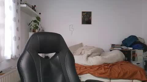 Bruce online show from 25, 9, 2025