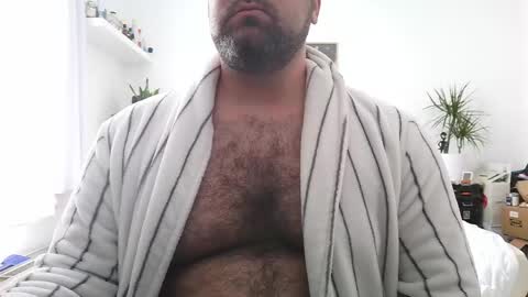Snapshot of brucemf chatting on 14, 5, 2026 Bruce online show from 14, 5, 2026