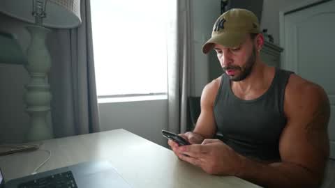 onlyfans BRUCESTRYKER online show from 17, 11, 2025