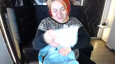 Bruja SCarlata online show from 16, 1, 2026